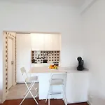 Coimbra's Gray & White * Коимбра