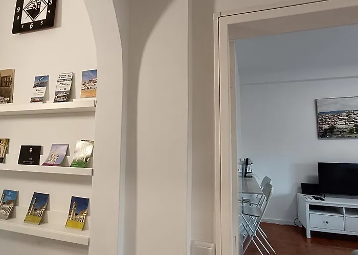 Apartment Coimbra's Gray & White *